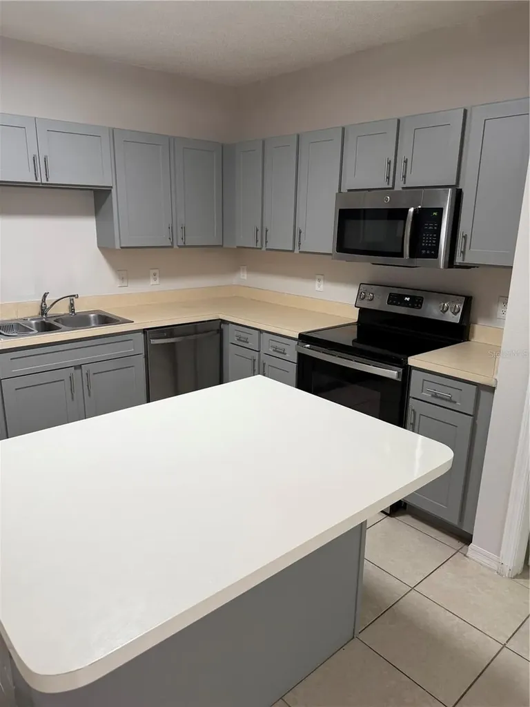 2048 Cypress Bay Boulevard Kissimmee FL 34743