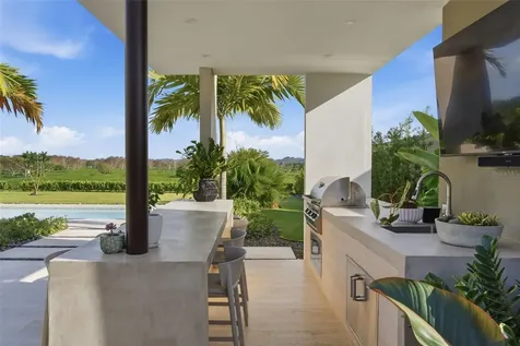 934 Isla Norte Dorado PR 00646