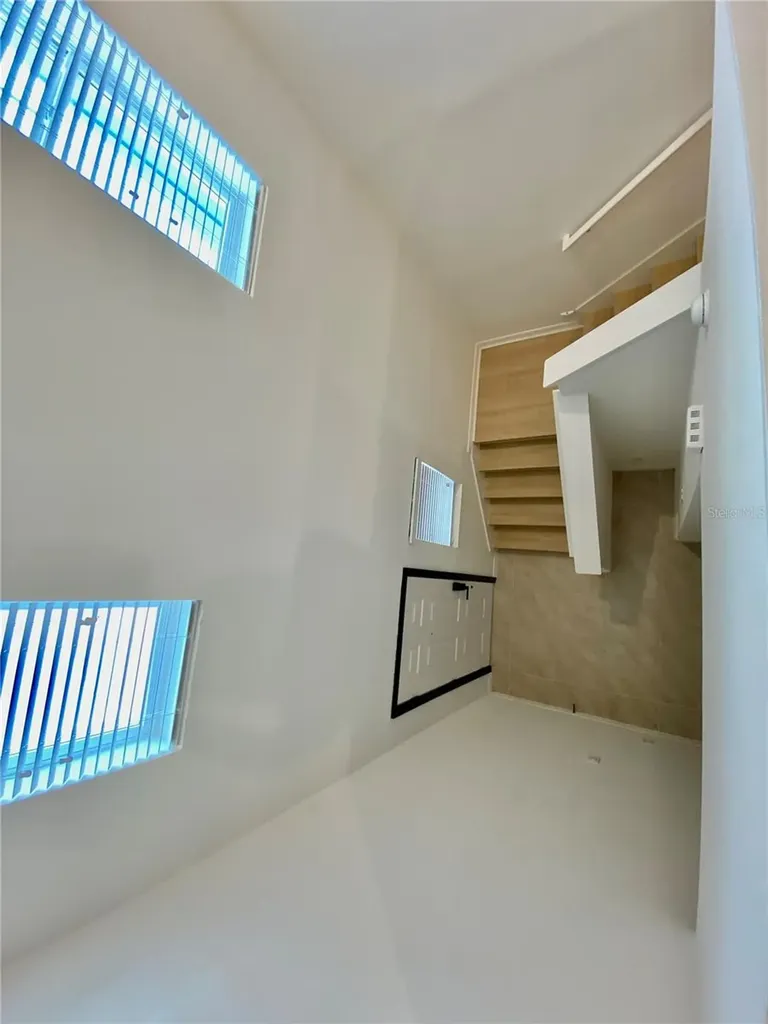 182 Glass Onion Drive Howey In The Hills FL 34737