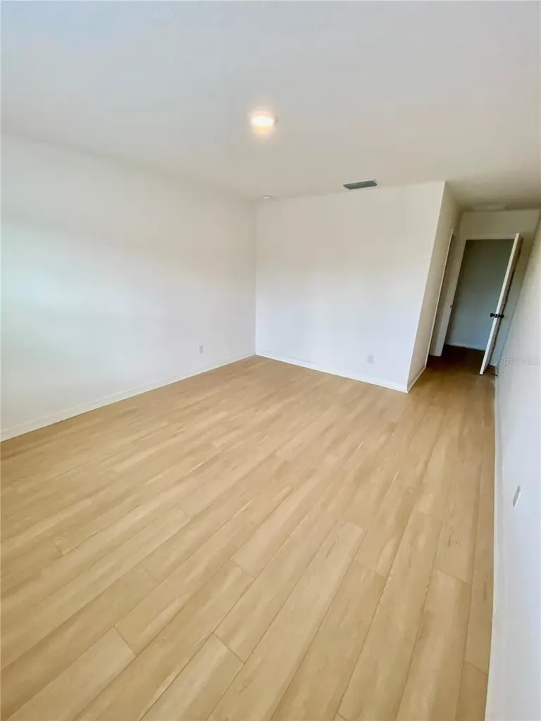 182 Glass Onion Drive Howey In The Hills FL 34737