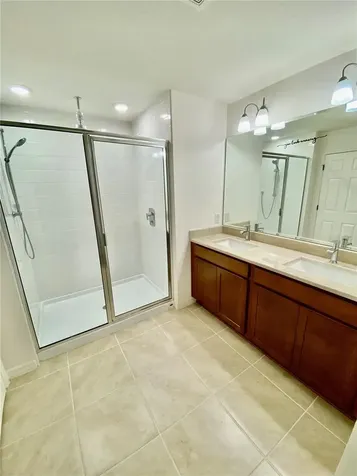 182 Glass Onion Drive Howey In The Hills FL 34737