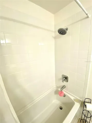 182 Glass Onion Drive Howey In The Hills FL 34737