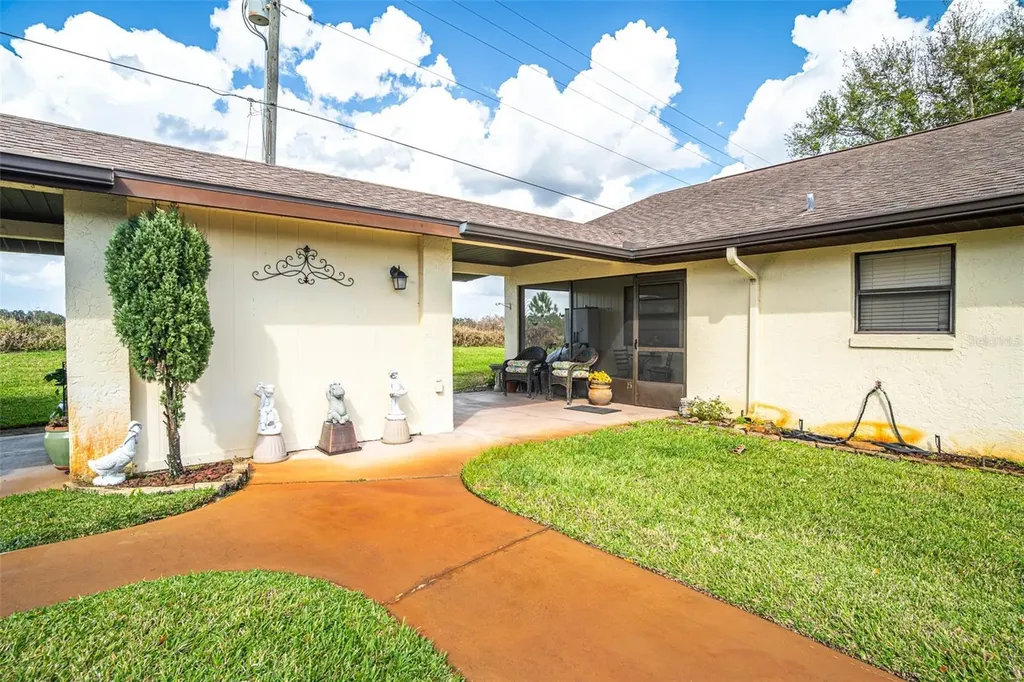 15 Charlton Drive Lake Placid FL 33852
