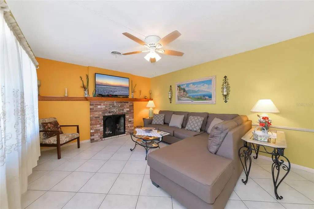 5407 3rd Street W Bradenton FL 34207
