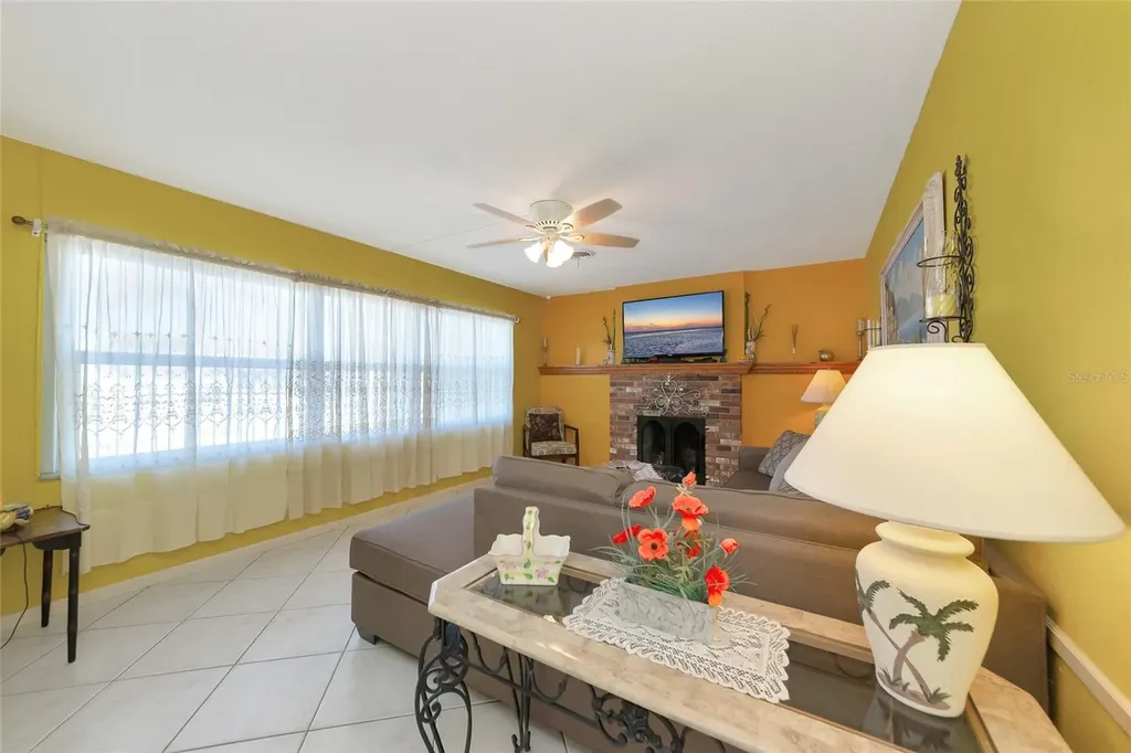 5407 3rd Street W Bradenton FL 34207