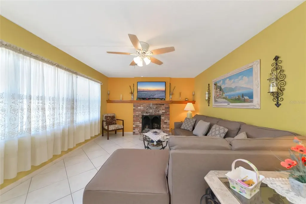 5407 3rd Street W Bradenton FL 34207