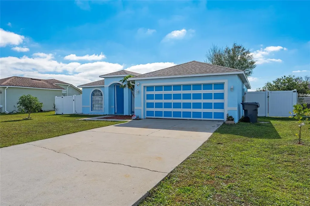 320 Clearwater Lane Kissimmee FL 34759