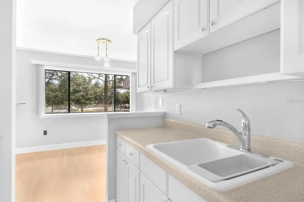 5741 Peregrine Avenue Orlando FL 32819