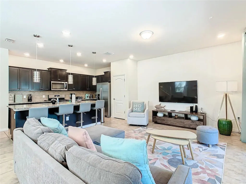 4594 Terrasonesta Drive Davenport FL 33837