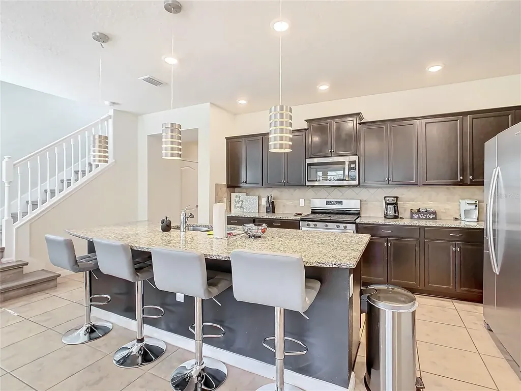 4594 Terrasonesta Drive Davenport FL 33837
