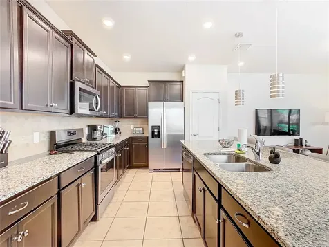 4594 Terrasonesta Drive Davenport FL 33837