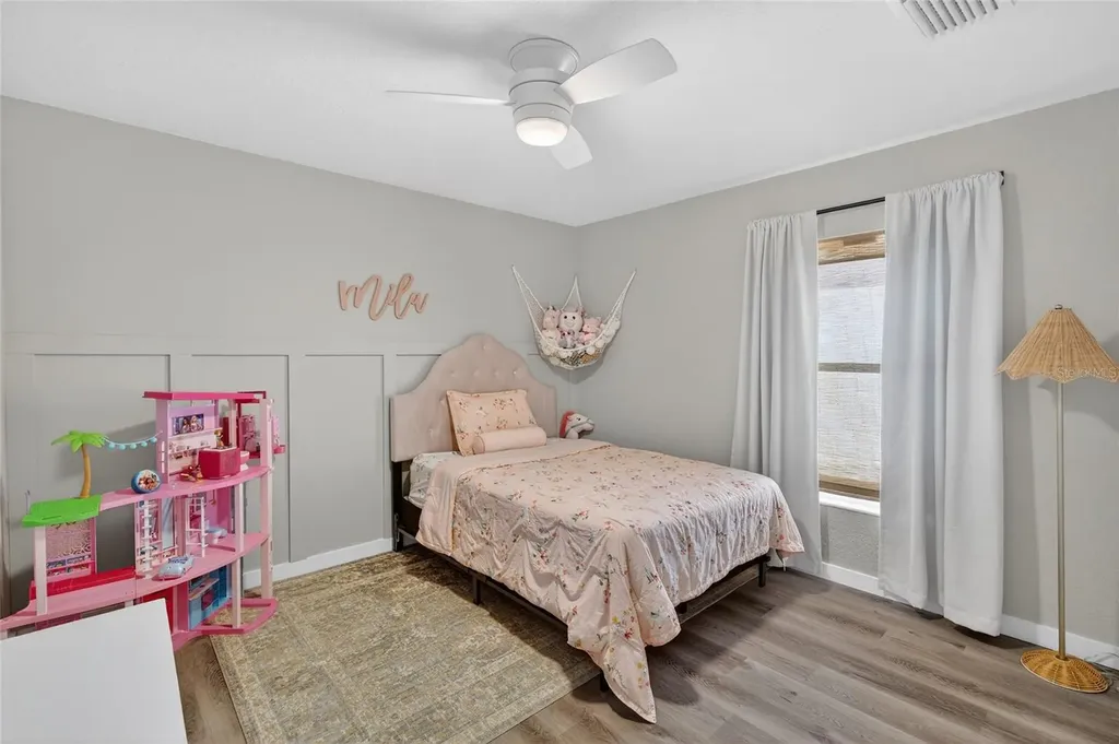 115 N Saint Clair Street Wildwood FL 34785