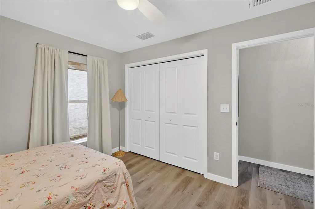 115 N Saint Clair Street Wildwood FL 34785