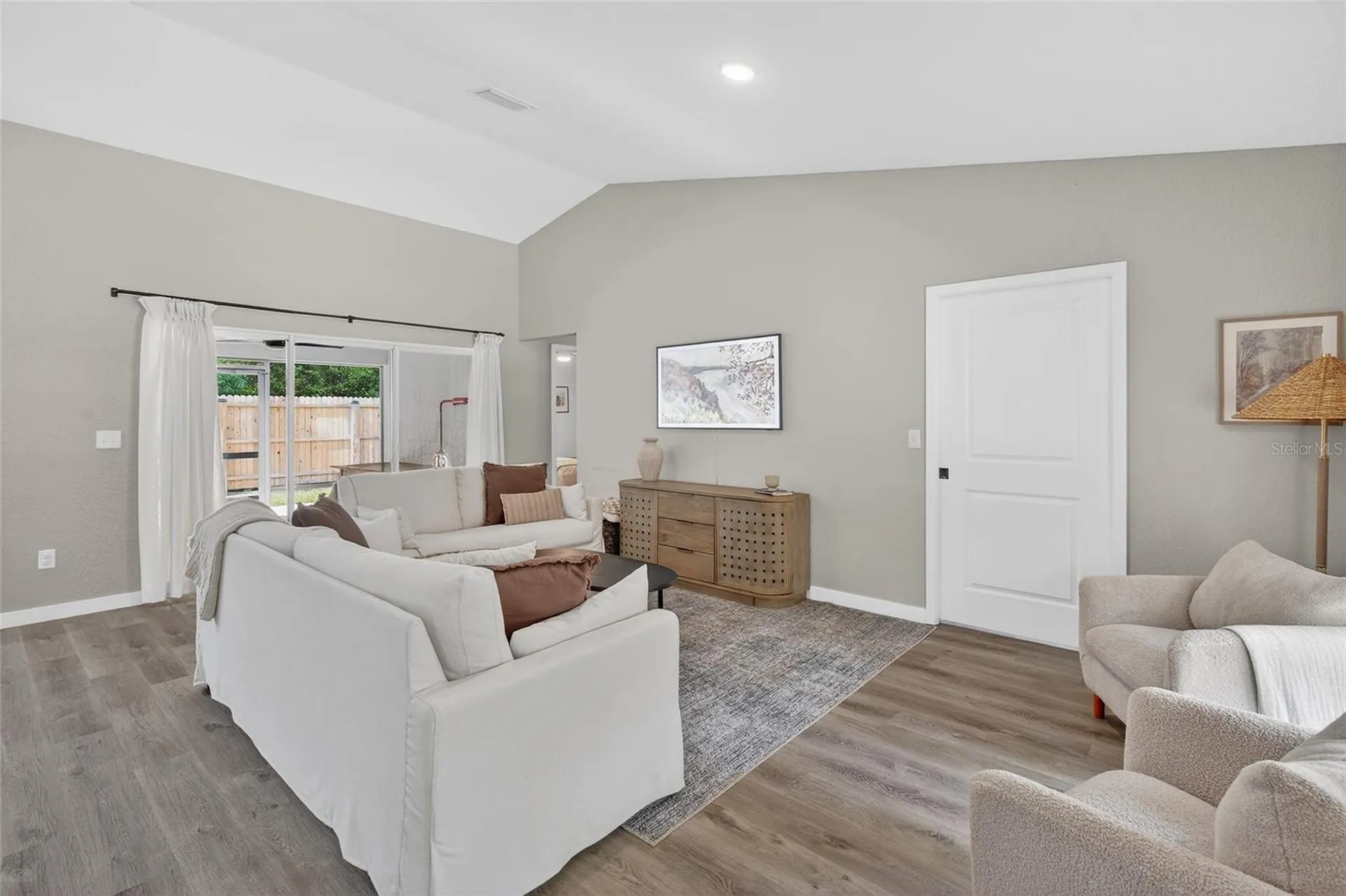 115 N Saint Clair Street Wildwood FL 34785