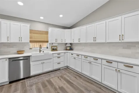 115 N Saint Clair Street Wildwood FL 34785
