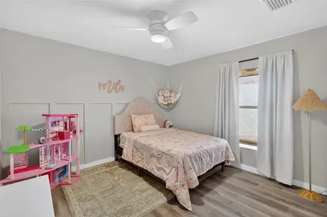 115 N Saint Clair Street Wildwood FL 34785