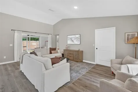 115 N Saint Clair Street Wildwood FL 34785