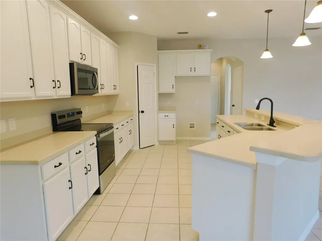 12902 Cattail Shore Lane Riverview FL 33579