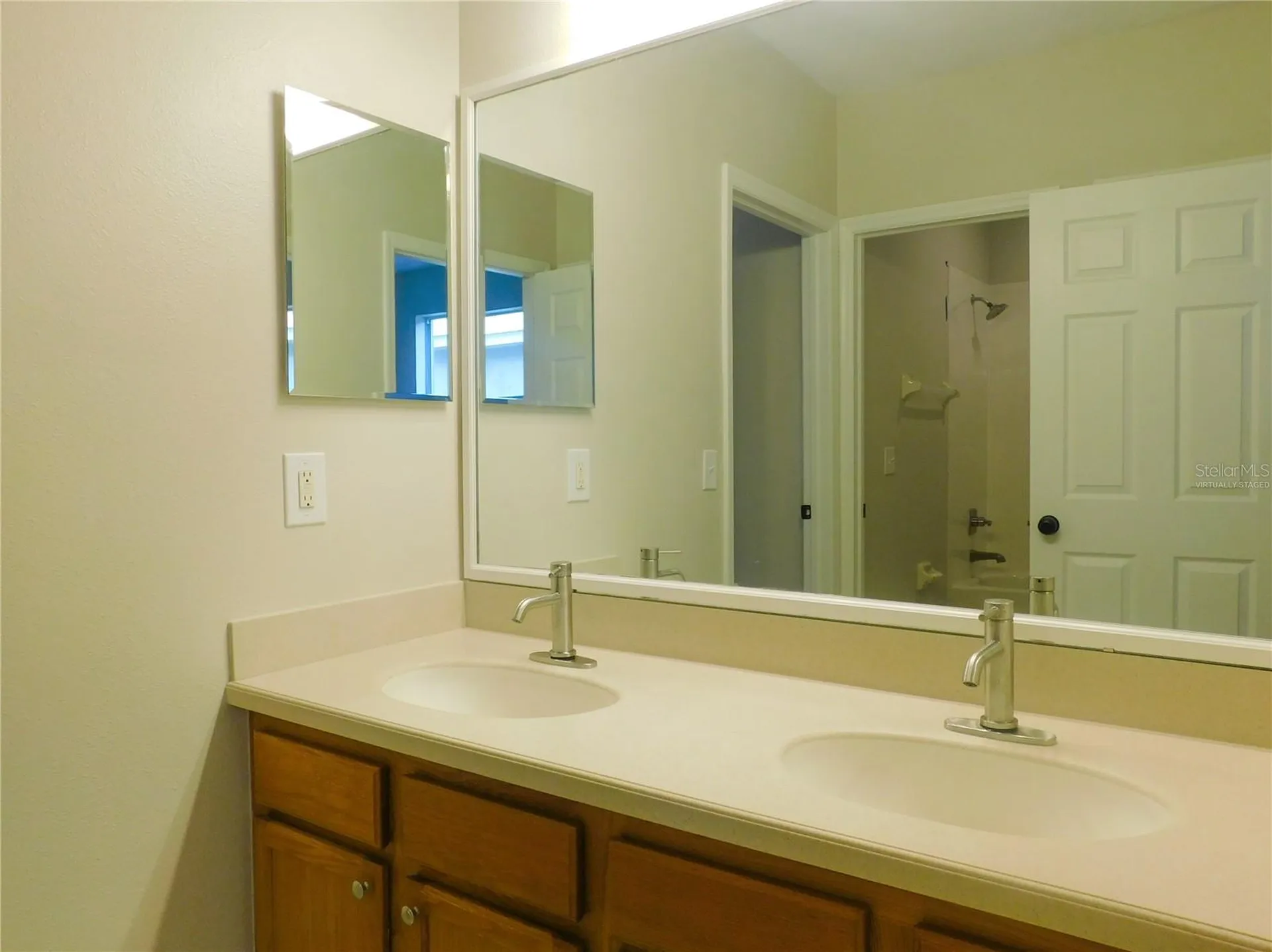 12902 Cattail Shore Lane Riverview FL 33579