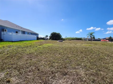 15332 Alsask Circle Port Charlotte FL 33981