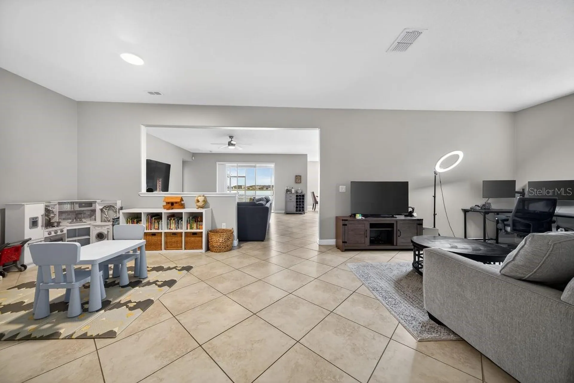 2854 Youngford Street Orlando FL 32824