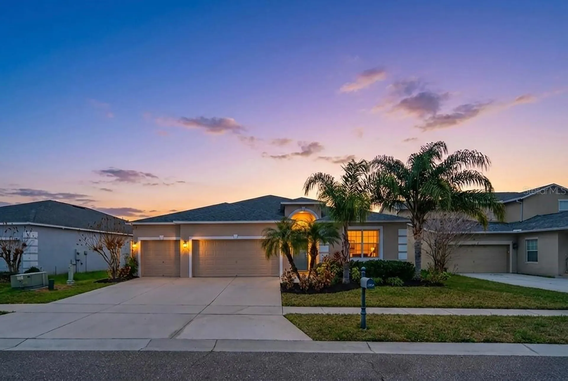 2854 Youngford Street Orlando FL 32824