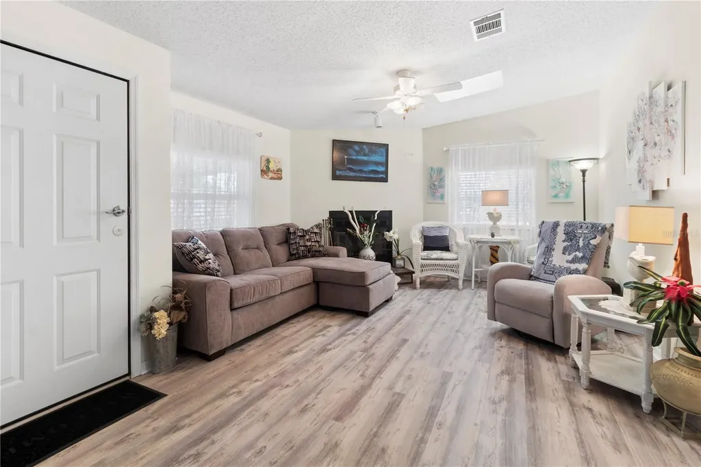 94 Meadow Circle Ellenton FL 34222