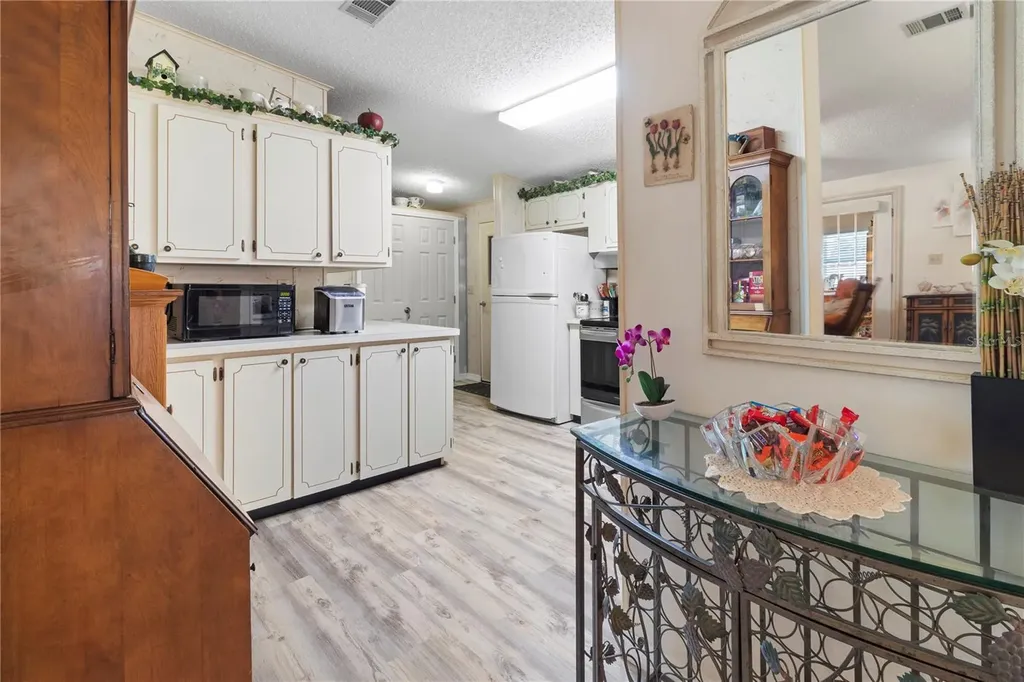 94 Meadow Circle Ellenton FL 34222