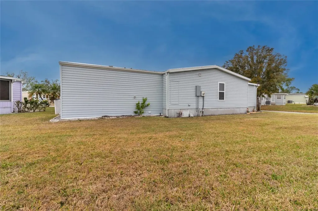 94 Meadow Circle Ellenton FL 34222