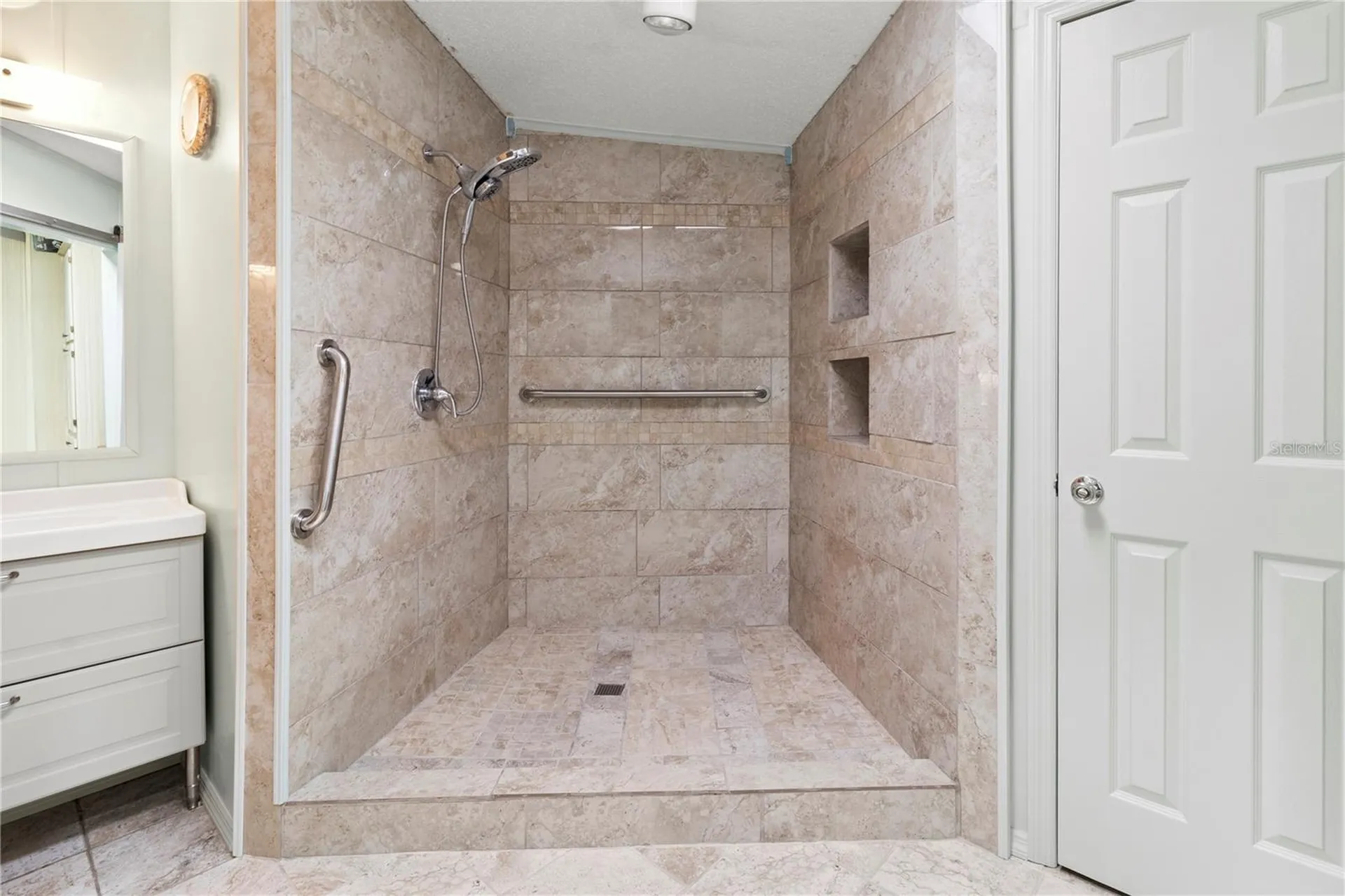 94 Meadow Circle Ellenton FL 34222