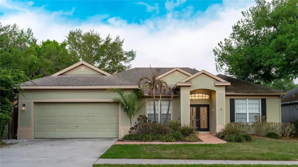 4302 River Close Boulevard Valrico FL 33596