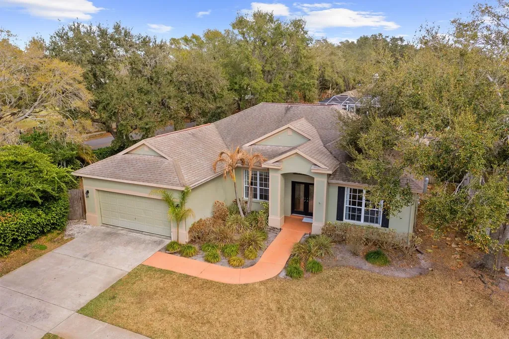 4302 River Close Boulevard Valrico FL 33596