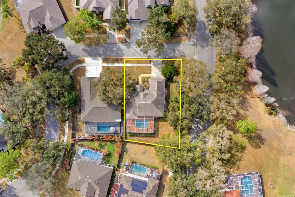 4302 River Close Boulevard Valrico FL 33596