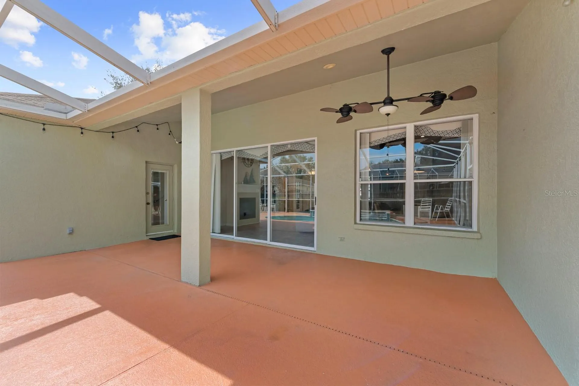 4302 River Close Boulevard Valrico FL 33596