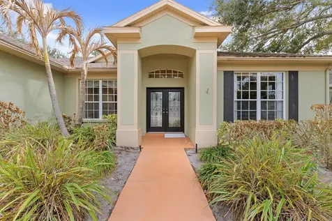 4302 River Close Boulevard Valrico FL 33596