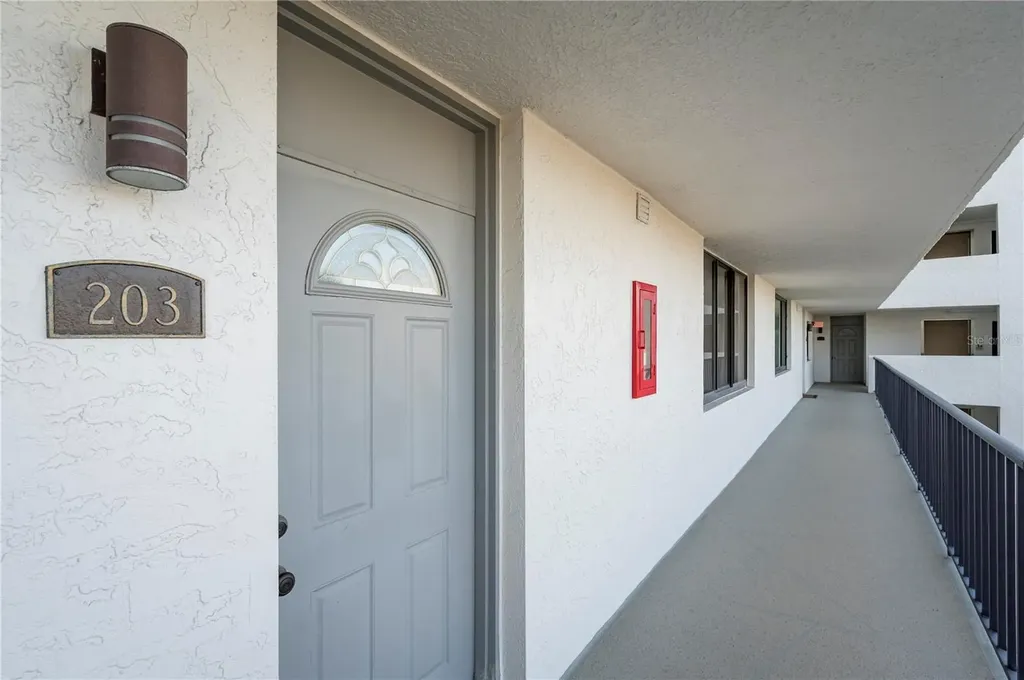 1591 Gulf Boulevard Clearwater Beach FL 33767