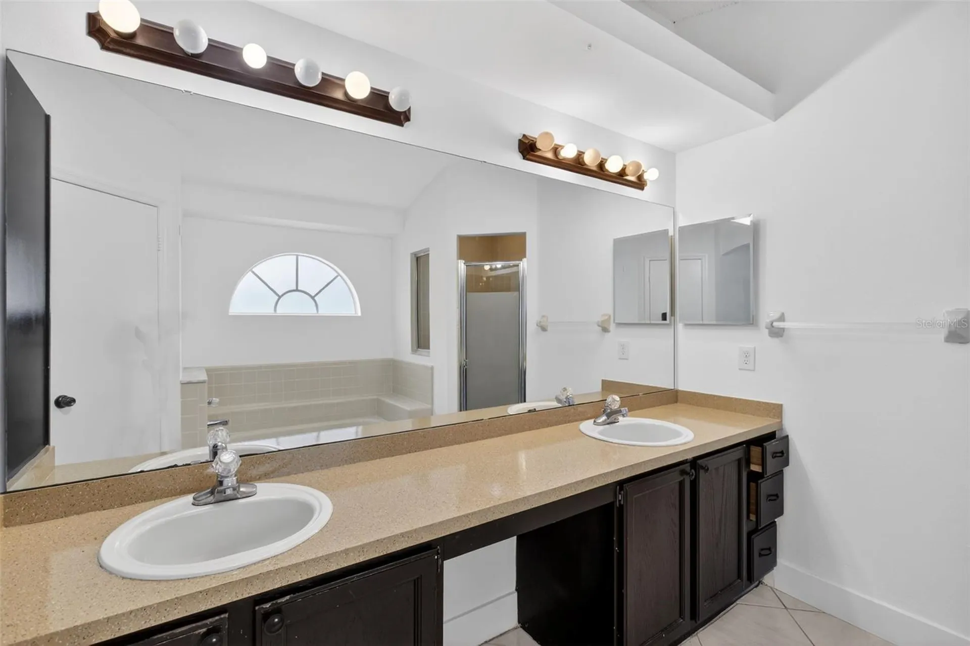 1624 Wood Violet Drive Orlando FL 32824