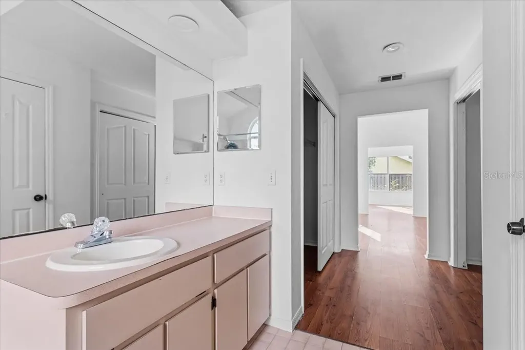6714 NW 34th Drive Gainesville FL 32653