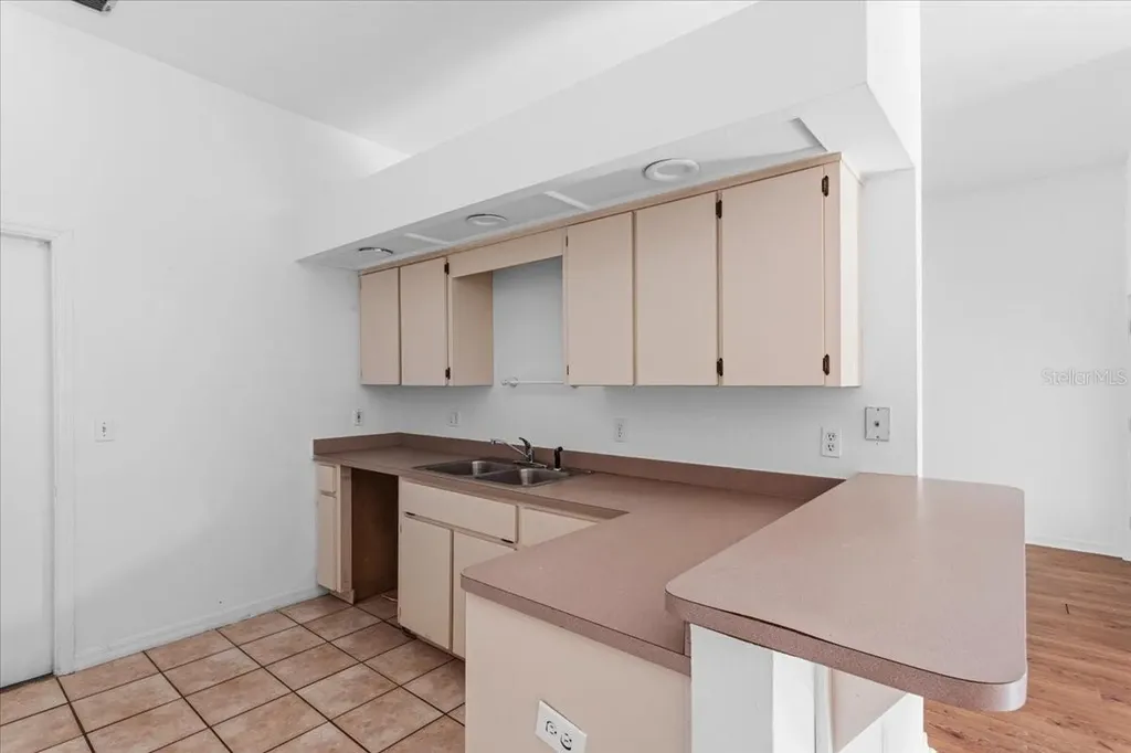 6714 NW 34th Drive Gainesville FL 32653