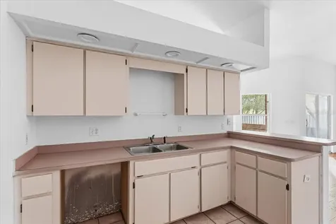 6714 NW 34th Drive Gainesville FL 32653