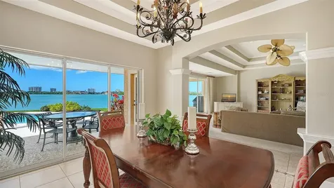 376 West Royal Flamingo Drive Sarasota FL 34236
