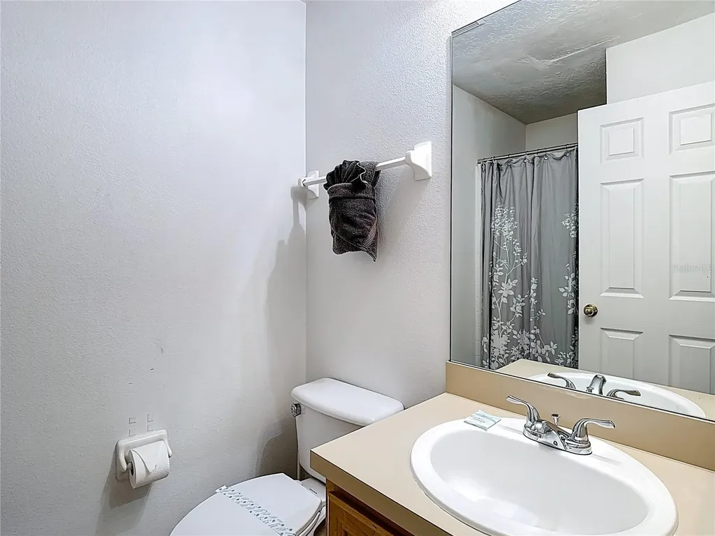 8458 Secret Key Cove Kissimmee FL 34747