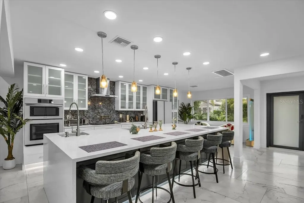 5624 Cape Leyte Drive Sarasota FL 34242