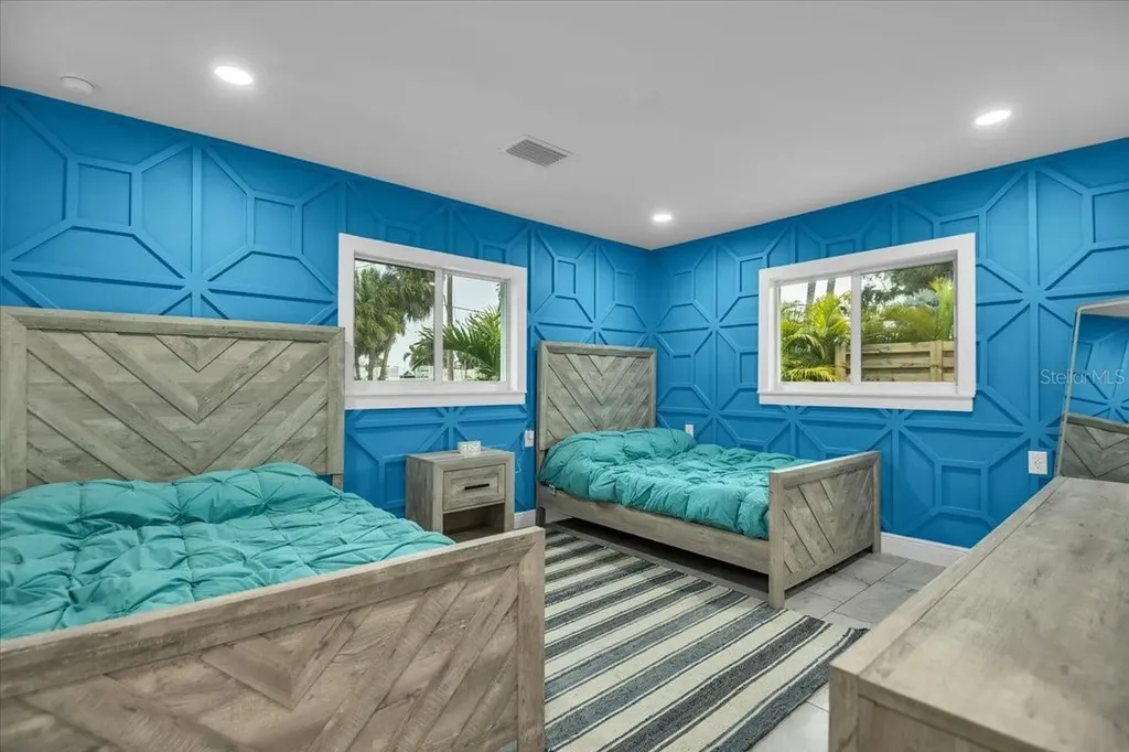 5624 Cape Leyte Drive Sarasota FL 34242