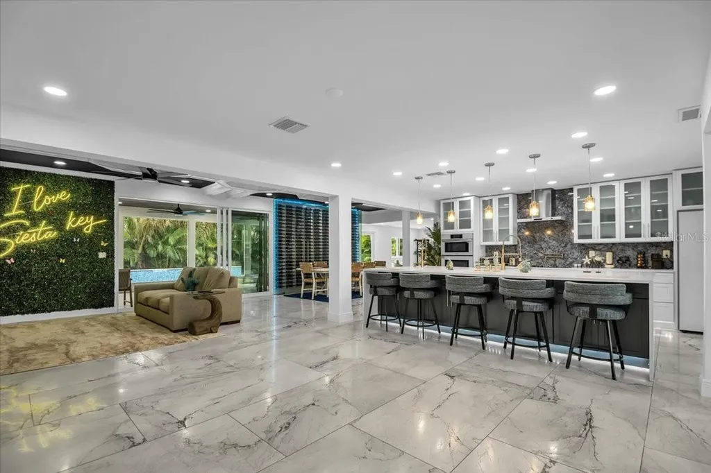 5624 Cape Leyte Drive Sarasota FL 34242