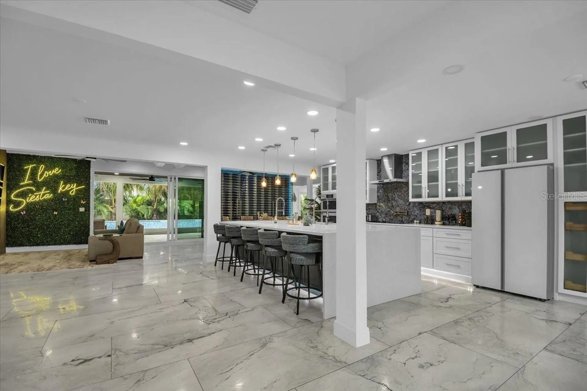 5624 Cape Leyte Drive Sarasota FL 34242