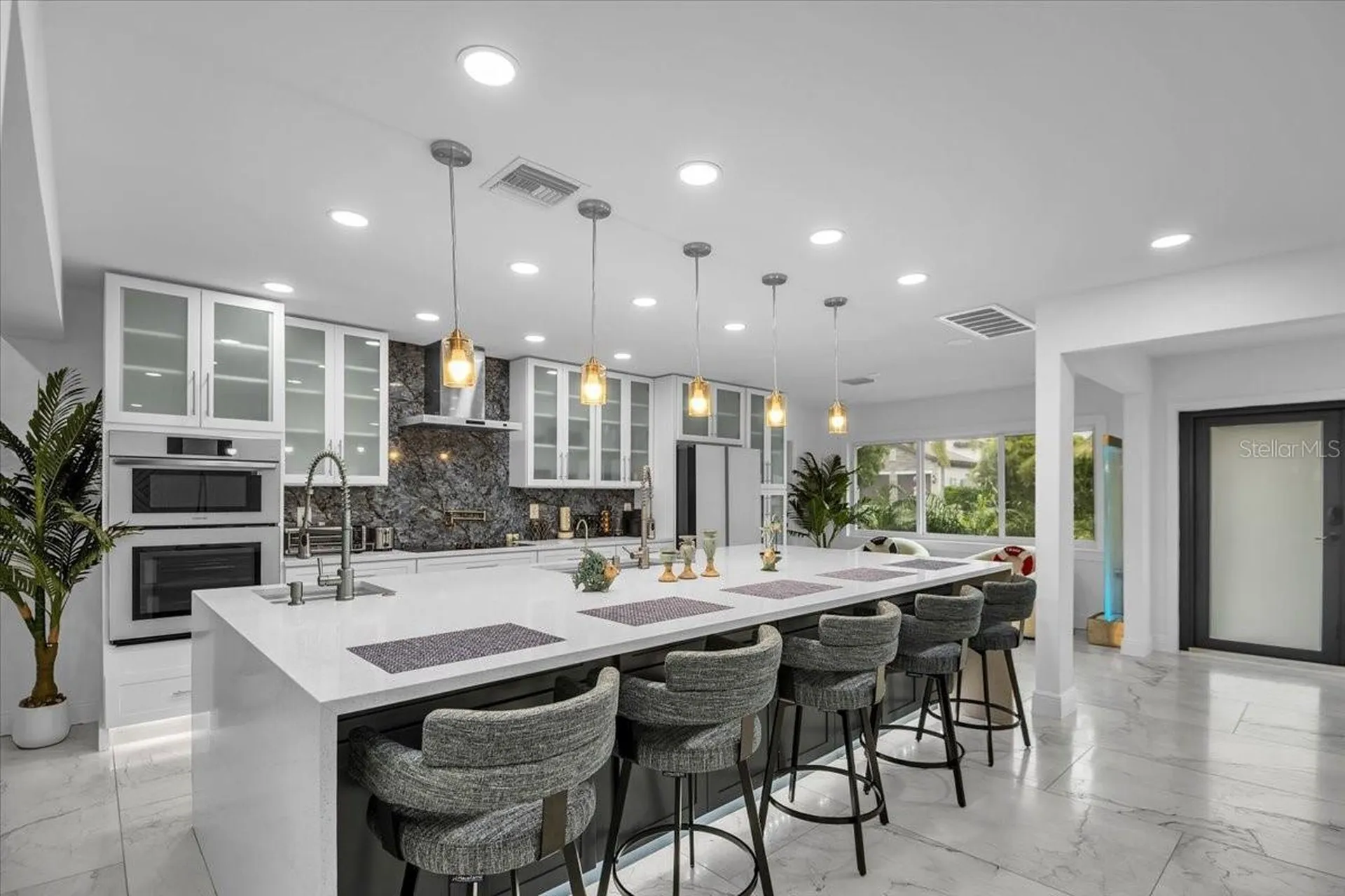 5624 Cape Leyte Drive Sarasota FL 34242