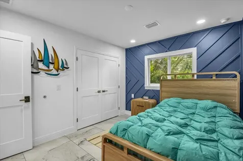 5624 Cape Leyte Drive Sarasota FL 34242