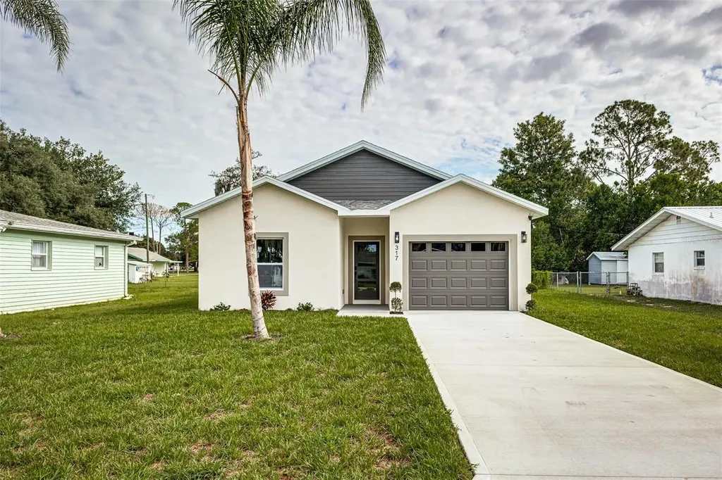 317 Quail Avenue Sebring FL 33870