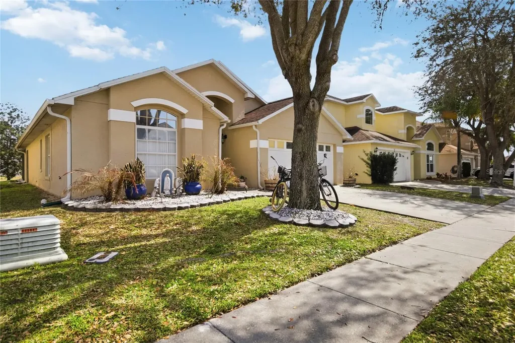 1109 Liberty Hall Drive Kissimmee FL 34746